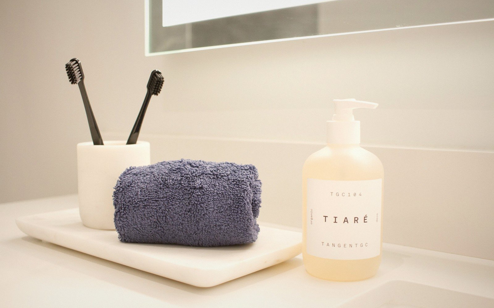 Cleansing Without Stripping Your Skin